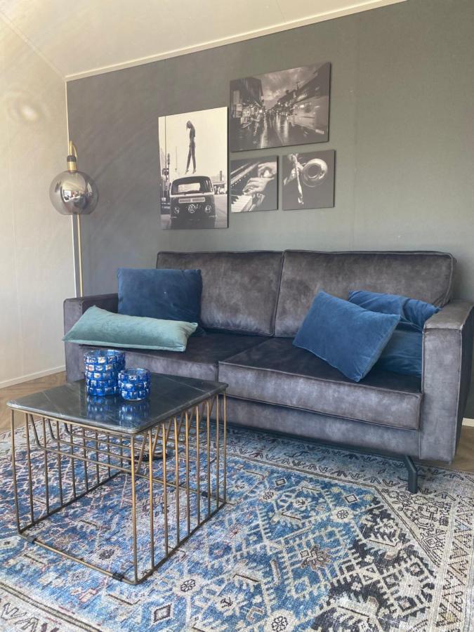 Luxe En Gezellig Chalet Aan Veluwemeer 4 Pers Hulshorst Extérieur photo