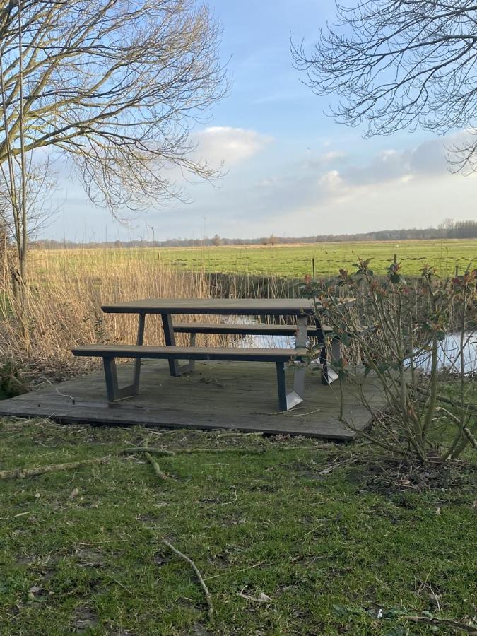 Luxe En Gezellig Chalet Aan Veluwemeer 4 Pers Hulshorst Extérieur photo